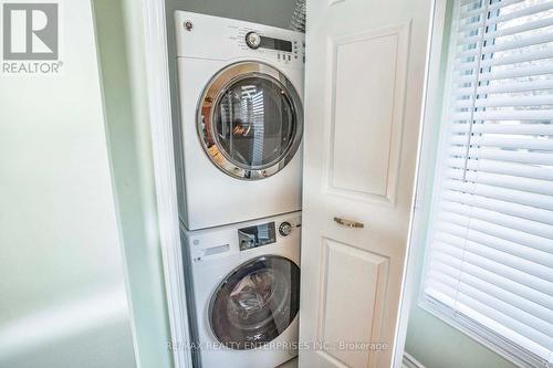 68 Sherin Crt, Caledon, ON - Indoor Photo Showing Laundry Room