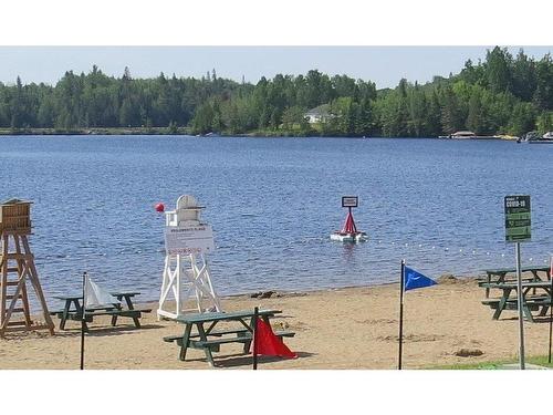 Ã proximitÃ© - Rue Du Joli-Bûcheron, Sainte-Marguerite-Du-Lac-Masson, QC 