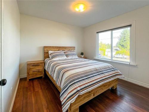 649 Mcphee Ave, Courtenay, BC - Indoor Photo Showing Bedroom