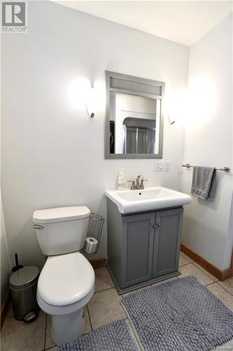 176 Hills Point Road, Oak Bay, NB - Indoor Photo Showing Bathroom
