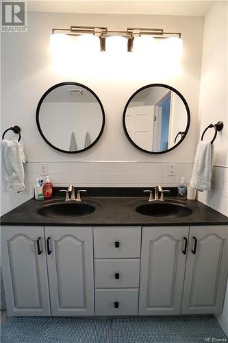176 Hills Point Road, Oak Bay, NB - Indoor Photo Showing Bathroom