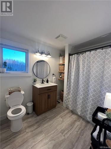 220 Renfrew Street, Dalhousie, NB - Indoor Photo Showing Bathroom
