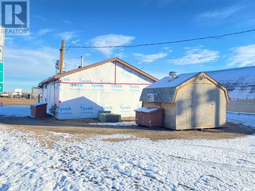 2 Pacific Avenue, Maple Creek, SK 