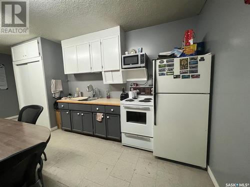 6 Service Road N, Raymore, SK 