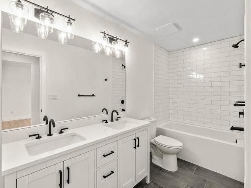 331 Rue Cheval Noir, Kamloops, BC - Indoor Photo Showing Bathroom