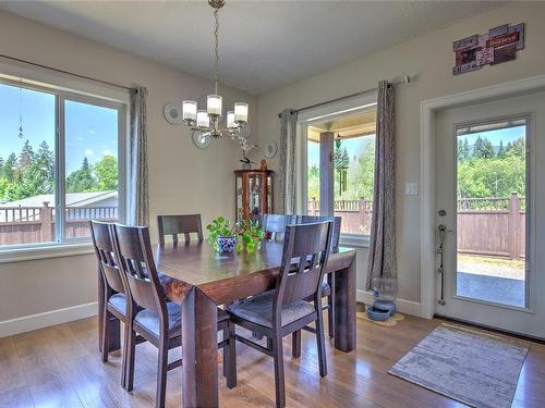 446 Mountain View Dr, Lake Cowichan, BC - Indoor Photo Showing Dining Room
