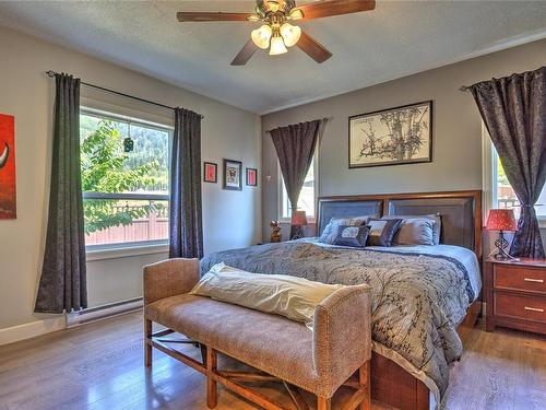 446 Mountain View Dr, Lake Cowichan, BC - Indoor Photo Showing Bedroom