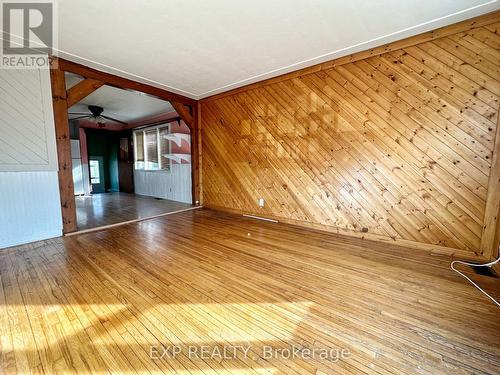 49 Ridge Rd E, Grimsby, ON - Indoor Photo Showing Other Room
