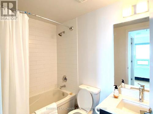 3710 - 2200 Lake Shore Boulevard W, Toronto, ON - Indoor Photo Showing Bathroom