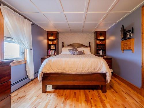 Chambre Ã Â coucher - 211 Ch. De La Pointe-Basse, Les Îles-De-La-Madeleine, QC - Indoor Photo Showing Bedroom