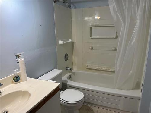 36 Willow Avenue, Hamiota, MB - Indoor Photo Showing Bathroom