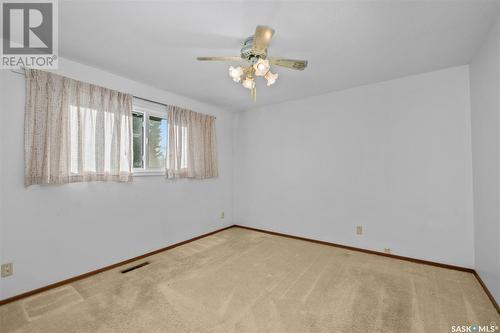 700 6Th Street E, Prince Albert, SK - Indoor Photo Showing Other Room