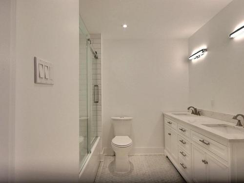 Bathroom - 51 Rue William-Paul, Montréal (Verdun/Île-Des-Soeurs), QC 