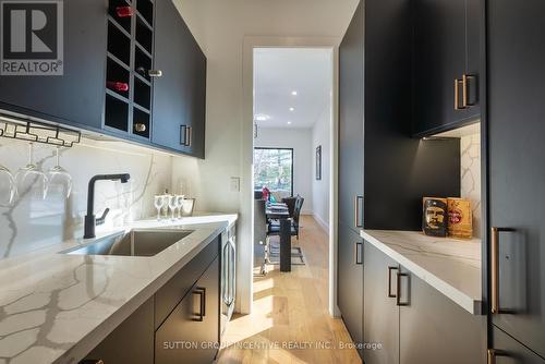 1772 Wingrove Ave, Innisfil, ON - Indoor Photo Showing Kitchen