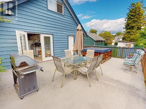 6952 Duncan Street, Powell River, BC - Outdoor With Deck Patio Veranda