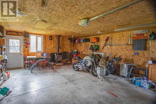 4 Penney Lane, Bristols Hope, NL - Indoor Photo Showing Garage
