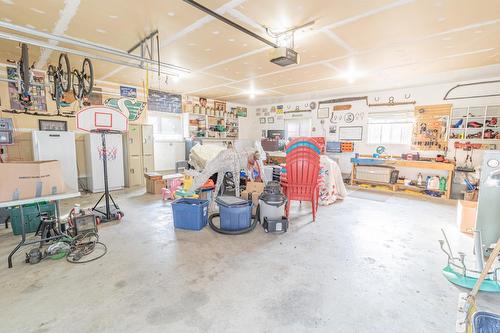2819 Erickson Road, Erickson, BC - Indoor Photo Showing Garage