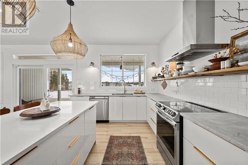15 Red Fox Lane, Mundleville, NB - Indoor Photo Showing Kitchen With Upgraded Kitchen