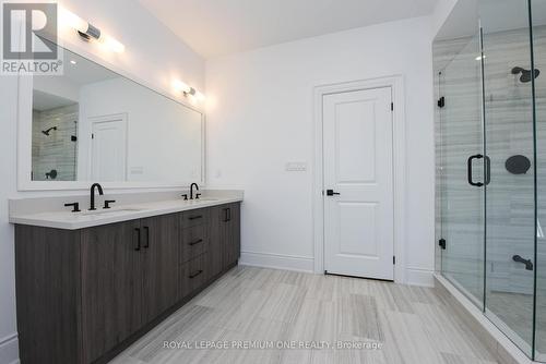 179 - 60 Lunar Crescent, Mississauga, ON - Indoor Photo Showing Bathroom