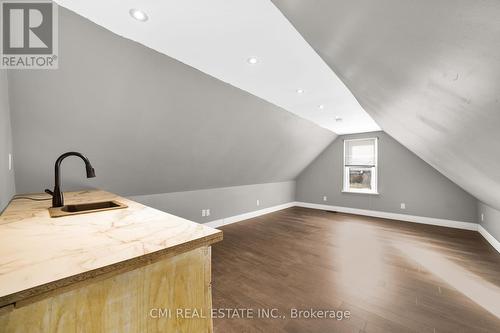 4697 Huron St, Niagara Falls, ON - Indoor Photo Showing Other Room