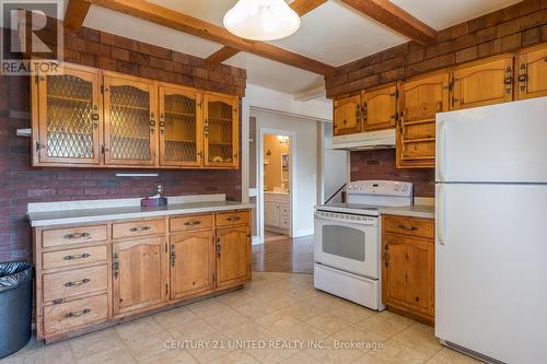 2813 Lakefield Rd, Smith-Ennismore-Lakefield, ON - Indoor Photo Showing Kitchen