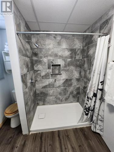 125 Chemin Industriel, Dubreuilville, ON - Indoor Photo Showing Bathroom