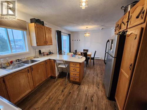 125 Chemin Industriel, Dubreuilville, ON - Indoor Photo Showing Kitchen With Double Sink