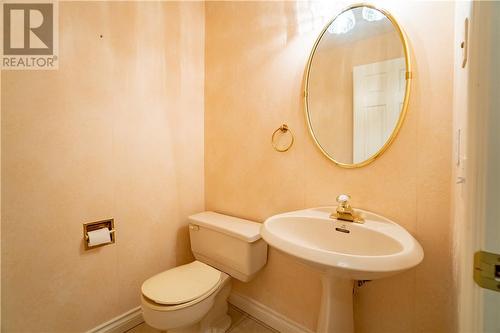368 Maki Avenue, Sudbury, ON - Indoor Photo Showing Bathroom