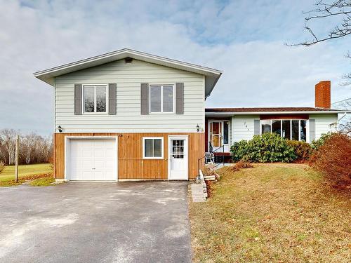 787 Highway 1, Deep Brook, NS 