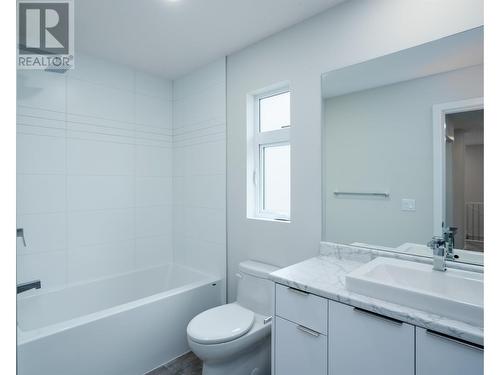 3781 Astoria Drive, West Kelowna, BC - Indoor Photo Showing Bathroom