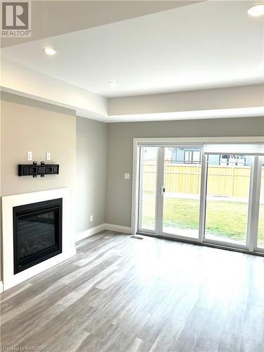 21 Eagle Court, Saugeen Shores, ON - Indoor Photo Showing Living Room With Fireplace