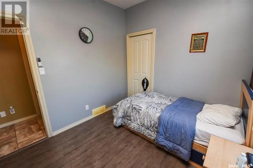 791 Sunset Bay, Estevan, SK - Indoor Photo Showing Bedroom