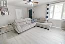 328 6Th Avenue Se, Swift Current, SK  - Indoor Photo Showing Living Room 