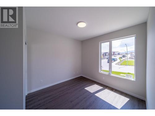 3773 Astoria Drive, West Kelowna, BC - Indoor Photo Showing Other Room