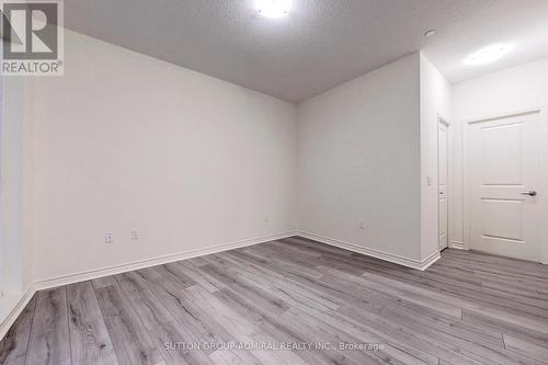 221 - 39 Annie Craig Drive, Toronto, ON - Indoor Photo Showing Other Room