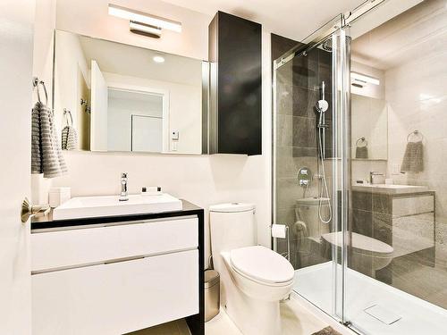 Bathroom - 803-1188 Rue St-Antoine O., Montréal (Ville-Marie), QC - Indoor Photo Showing Bathroom