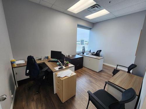 Office - 4920 Rue Louis-B.-Mayer, Laval (Chomedey), QC 
