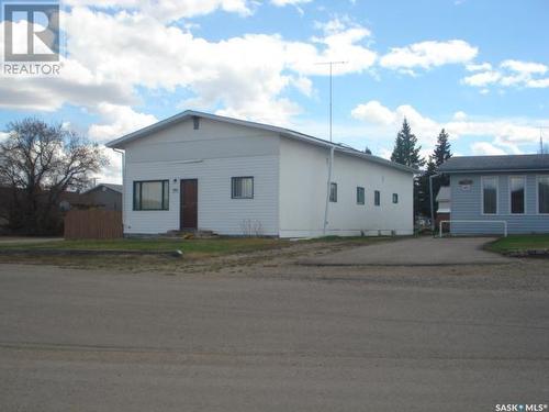 520 Main Street, Sturgis, SK - Outdoor