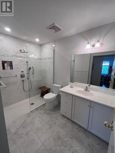 17 - 90 Burke Street, Penetanguishene, ON - Indoor Photo Showing Bathroom
