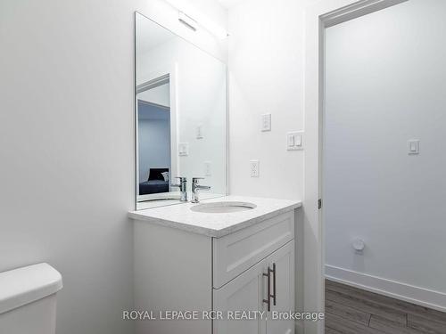 309-17 Centre St, Orangeville, ON - Indoor Photo Showing Bathroom