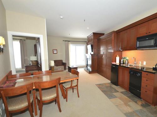 Dining room - 302-6385 Mtée Ryan, Mont-Tremblant, QC - Indoor