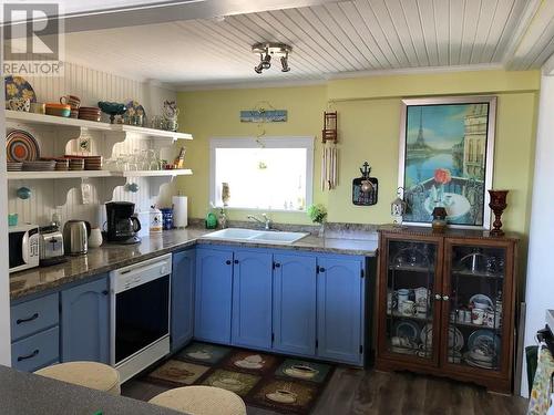 281 Main Road, Admirals Beach, NL - Indoor Photo Showing Kitchen With Double Sink