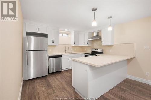 53 Belleview Unit# Lower, Kingsville, ON - Indoor Photo Showing Kitchen With Upgraded Kitchen