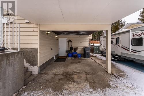 7655 St Patrick Avenue, Prince George, BC - Indoor Photo Showing Garage
