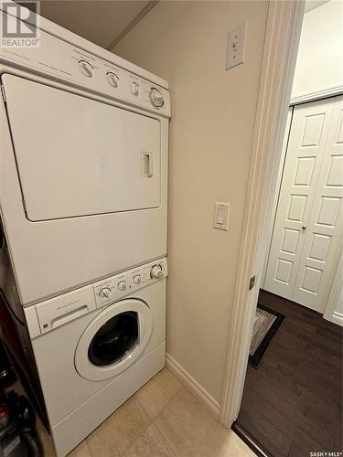405 157 2Nd Avenue, Saskatoon, SK - Indoor Photo Showing Laundry Room