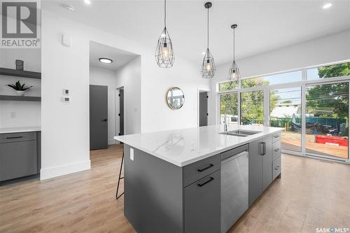 102 Fairchild Avenue, Regina Beach, SK - Indoor Photo Showing Kitchen With Double Sink
