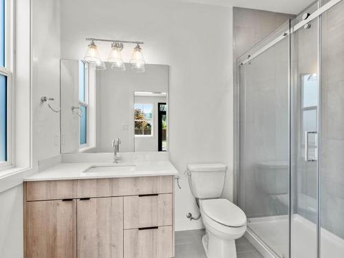 4787 Birch Lane, Barriere, BC - Indoor Photo Showing Bathroom