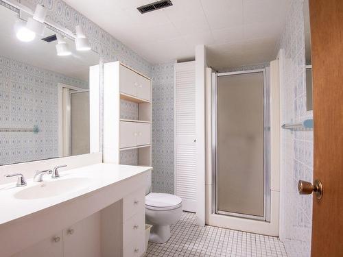 Bathroom - 905 Rue Beattie, Mont-Tremblant, QC - Indoor Photo Showing Bathroom