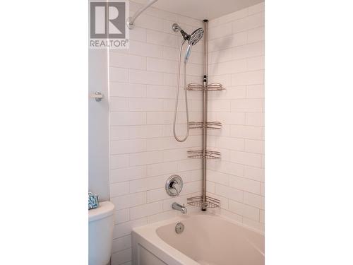 701 1501 Queensway Street, Prince George, BC - Indoor Photo Showing Bathroom