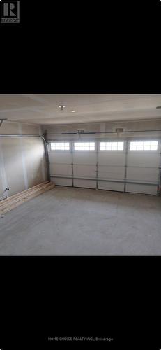 143 Terry Fox Drive, Barrie, ON - Indoor Photo Showing Garage